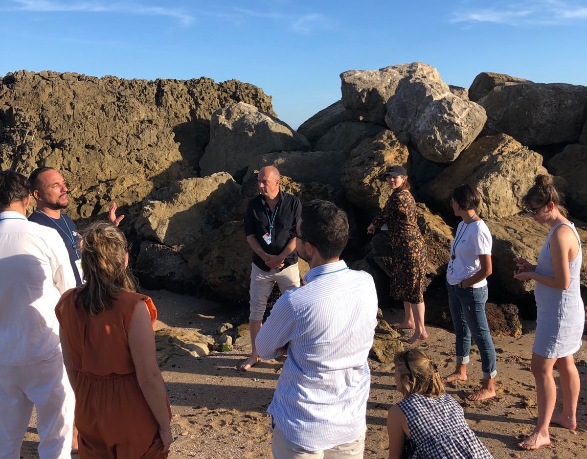 ▴ “To Sea or not to Sea! guided walk with João Paulo Medeiros (MARE) on biodiversity of intertidal areas